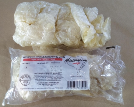 TRICONDI COMRCIO DE PRODUTOS ACESSRIOS E MQUINAS PARA FRIGORFICOS LTDA - Tripa bovina seca torta de 8 metros No calibre 46